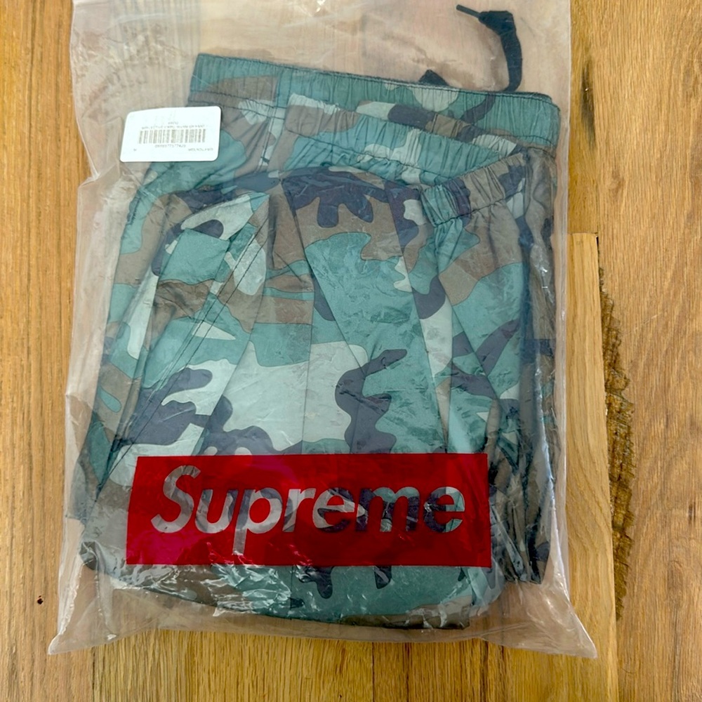 Supreme Reflective Camo Warm up Pant